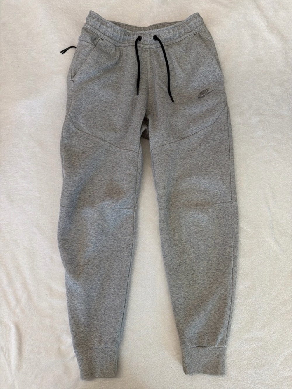 Nike Men's Gray Athletic Fleece Joggers with Black Drawstring
